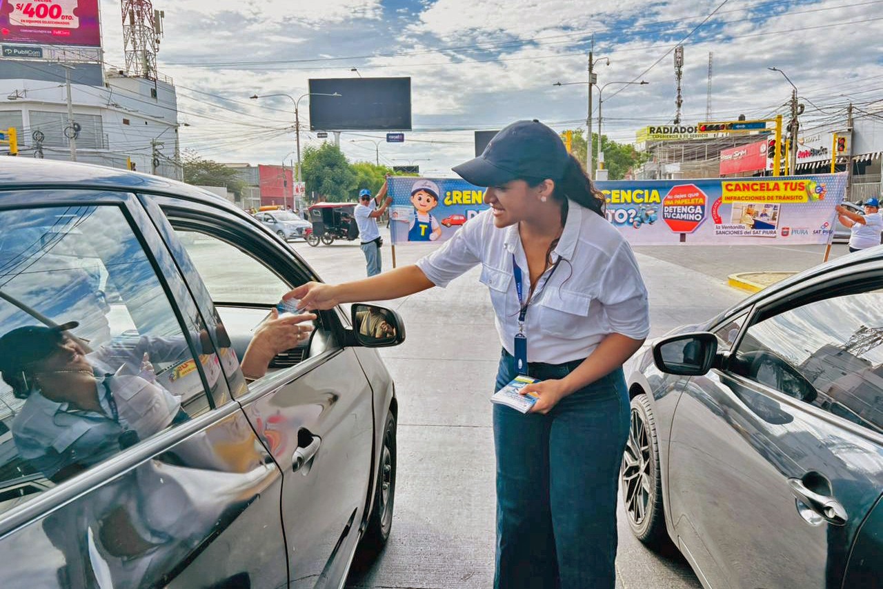 CONDUCTORES DESTACAN CAMPAÑA “ROMPETRÁFICO” POR BRINDAR INFORMACIÓN DIRECTA Y OPORTUNA