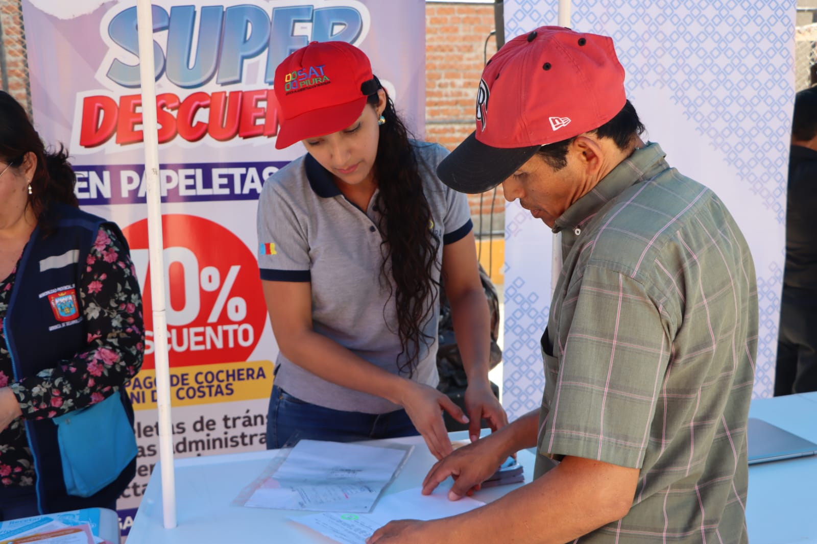SAT de Piura, participó de la feria municipal " La muni en tu barrio"